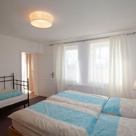 Haus Dreischlaefer Apartment Дрешвиц Екстериор снимка